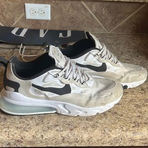 Air Max 270 React